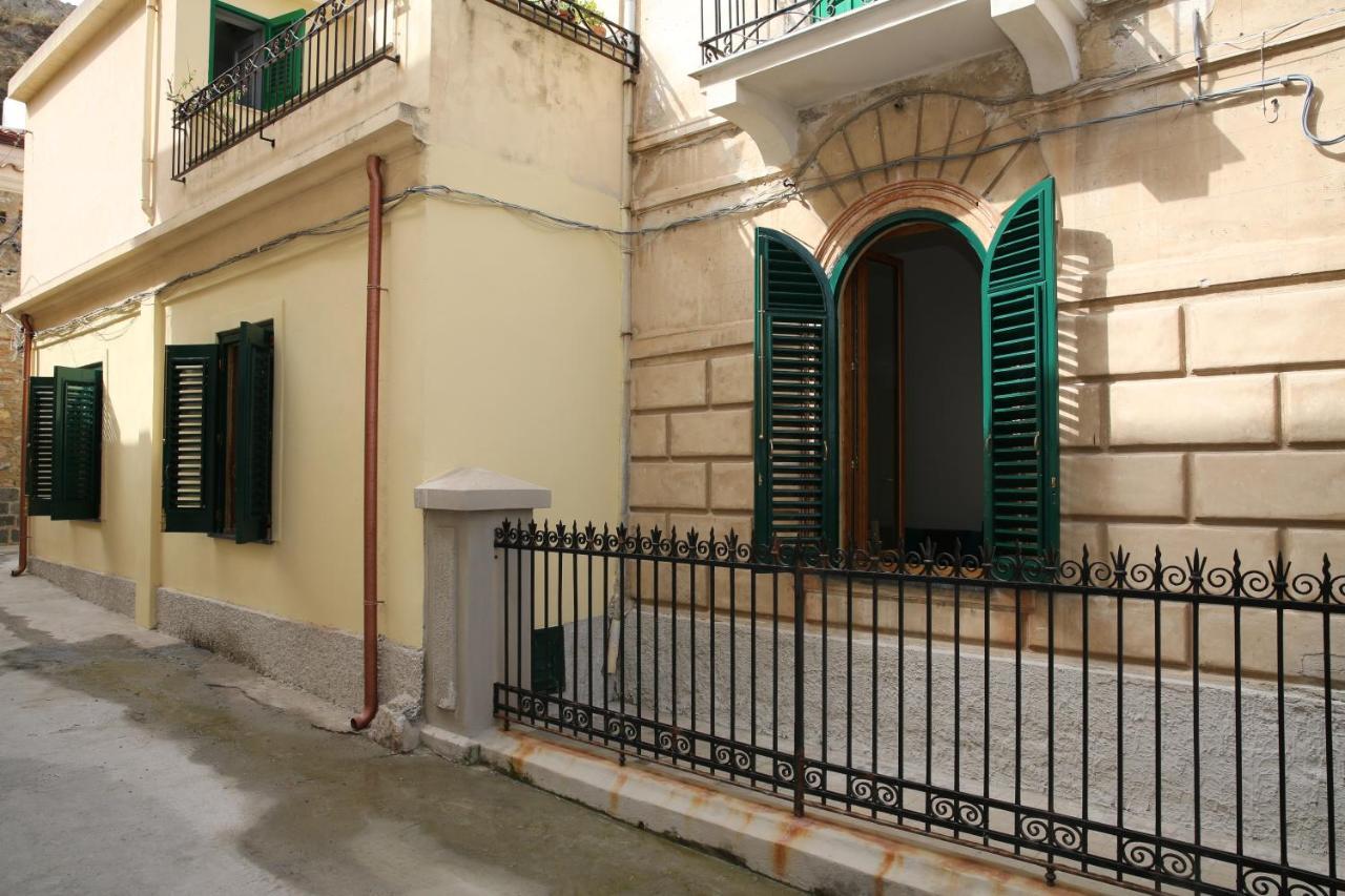 La Raja Apartment Scilla Exterior photo
